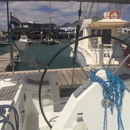 Salitre Boat بلايا بلانكا